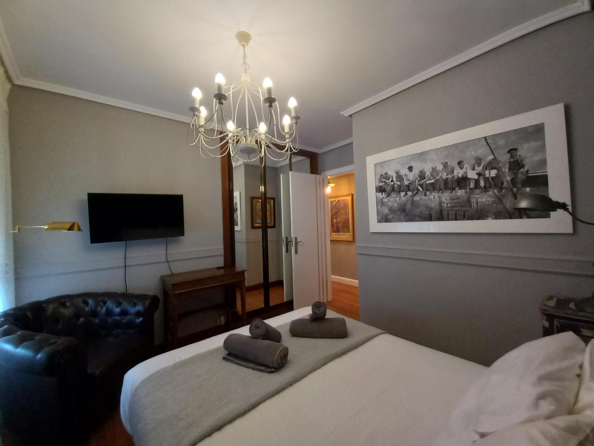 Diego'S Vintage Apartment Бильбао Экстерьер фото